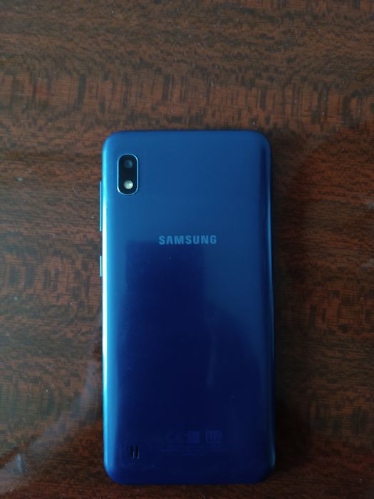 Продается Samsung Galaxy A10