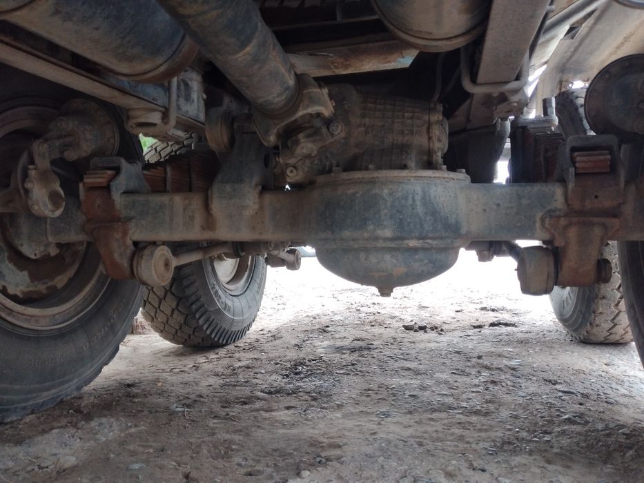 Zil 131 zadni mustlari