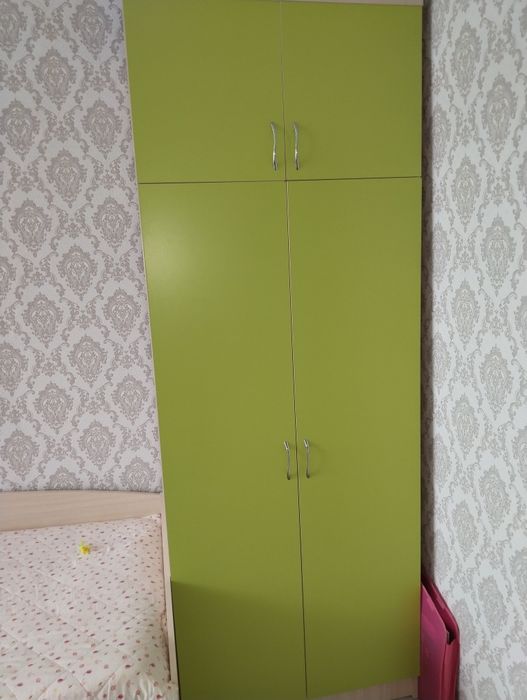 Продам недорого мебель