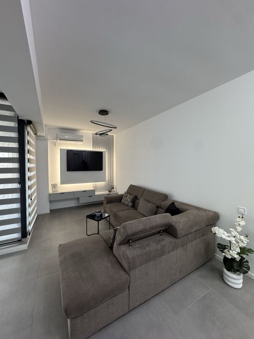 Inchiriez apartament 2 camere, bloc nou, Fratii Golesti