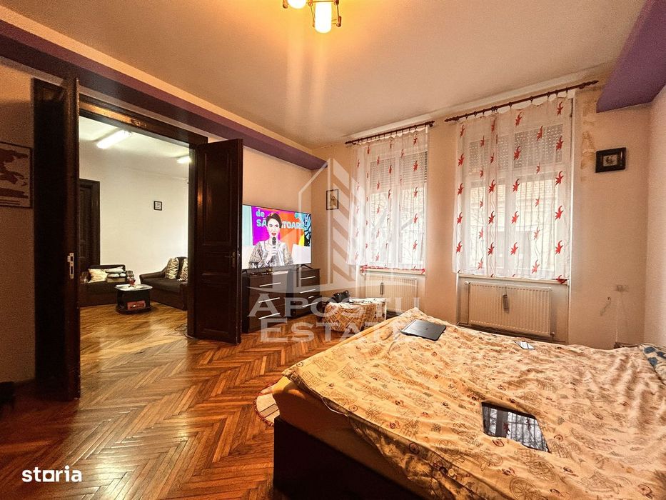 Apartament spațios 4 camere, 2 băi, parteer inalt în Piata Maria