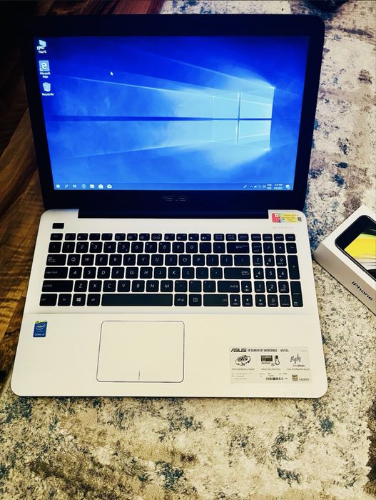 Laptop Asus X555L