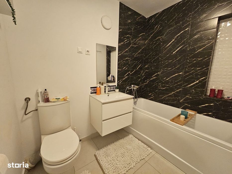 De vânzare apartament cu 4 camere – Centru, Str. Mileniului
