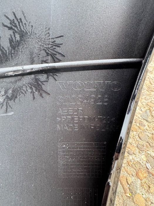 Bara fata VOLVO XC60 II 2021+ Facelift 32234928