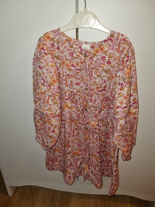 Rochite NEXT  mărimea 5-6 ani si pulover Next 4-5 ani