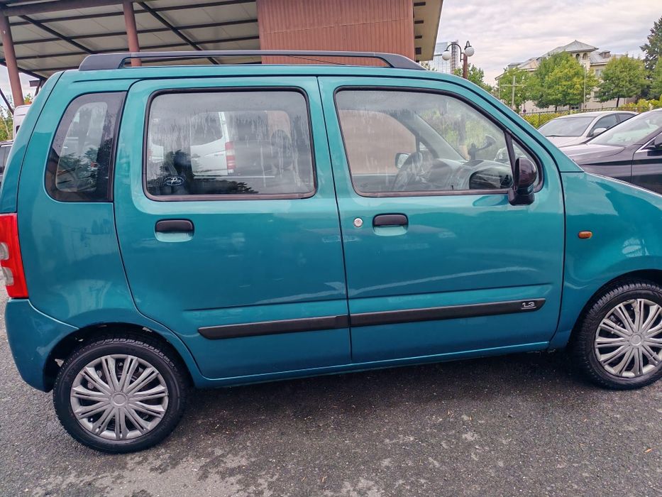 Vând Suzuki Wagon