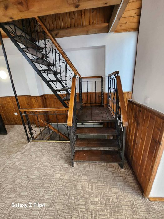 Inchiriez triplex 55 mp, singur in cladire, la Universitate