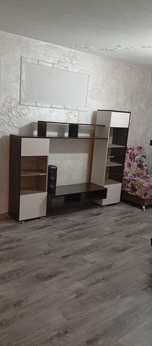 сдам 1кв. 8 мкр.