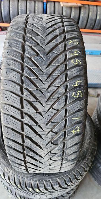 245/45/17цола.Goodyear.