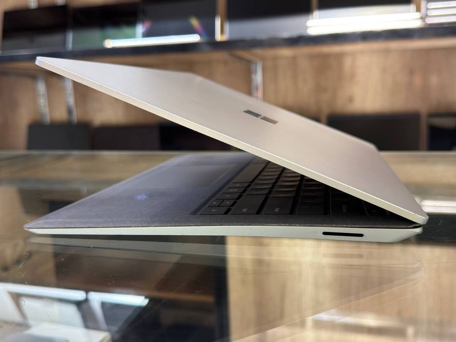 Microsoft surfice laptop 4 ryzen 5