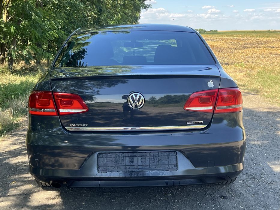 VOLKSWAGEN Passat 2014 — imagine 4