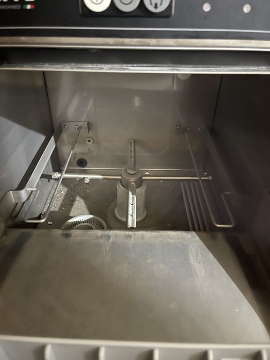 Продам посудомойку