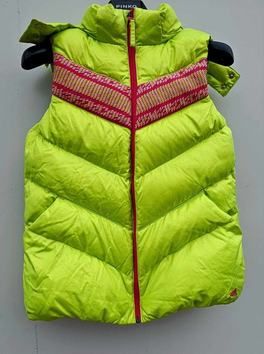 Adidas оригинален дамски елек 60 % патешки пух 40 % пера  Л размер