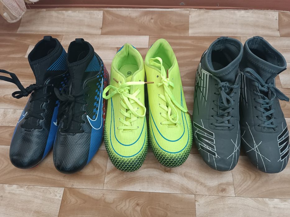 Продам бутсы 5000 тг