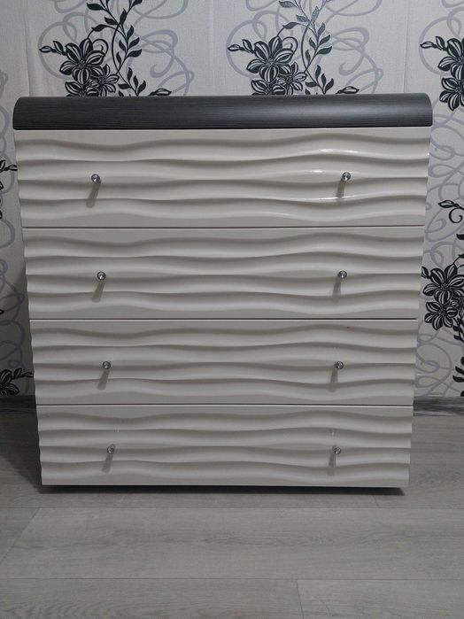 Продам комод б/у