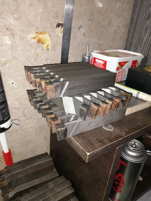 Продам Резьцы Т15К6