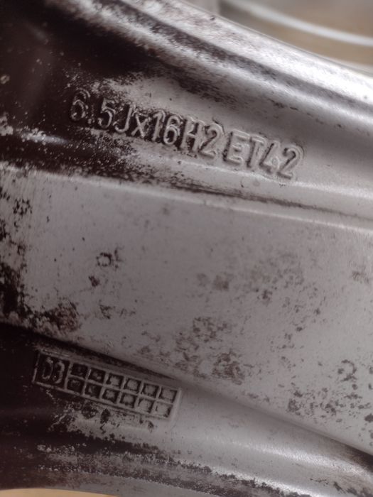 Оригинални 16-5х100 ЕТ42 6.5j Шкода Октавия 1