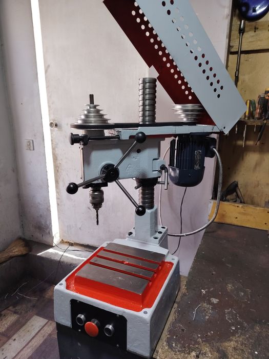 Tokrlar uchun Sivrlni Stanok 2M112