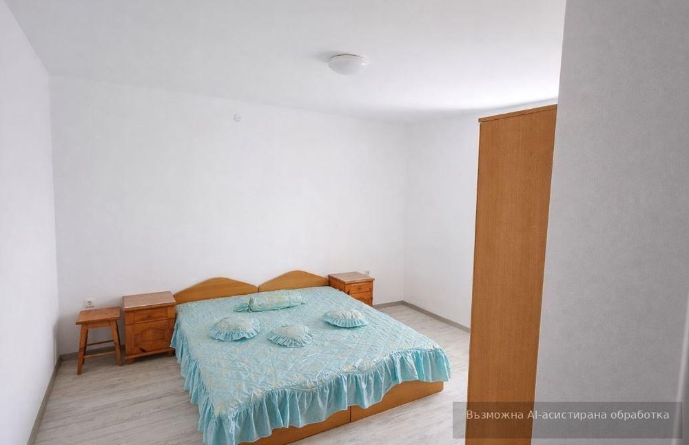 Етаж от къща в района на м-т Галата!