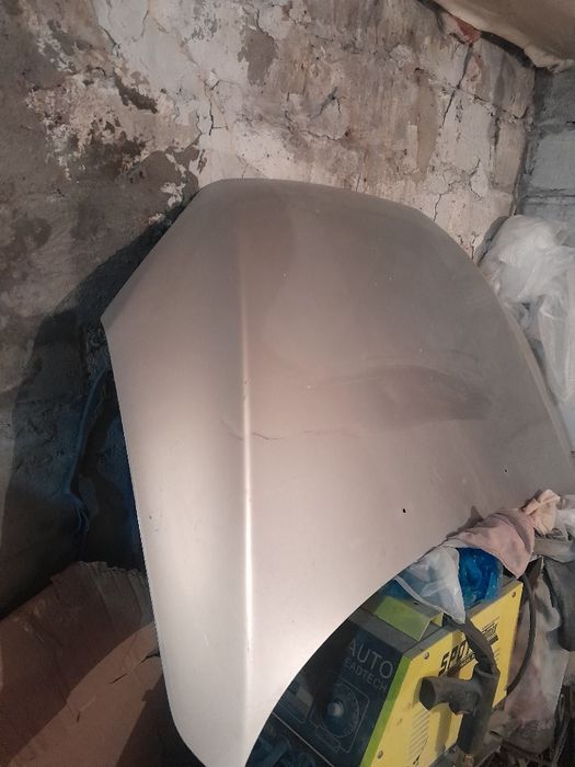 Продам капот лада гранта 2013