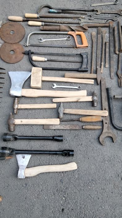 Продам всё для огорода, инвентарь.