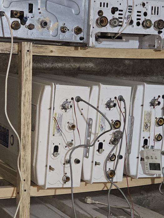 Котел Продается Двухконтурние котел 240кв неметский