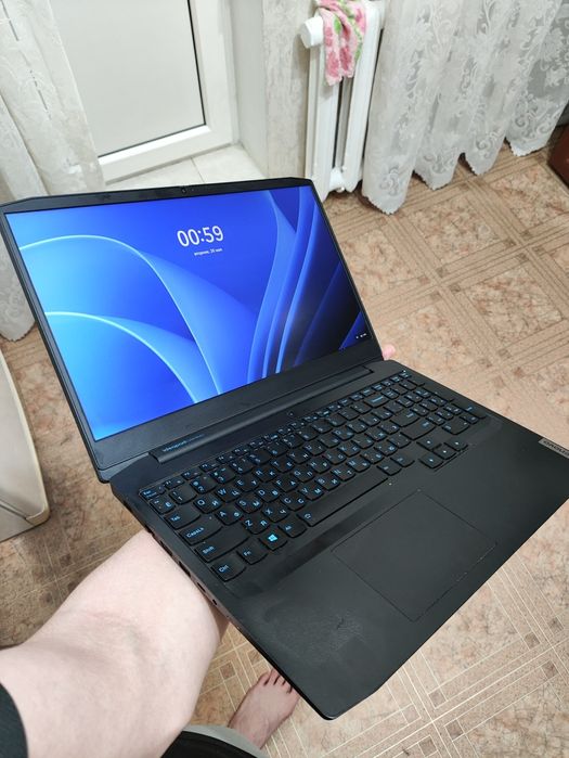 Игровой ноутбук Lenovo