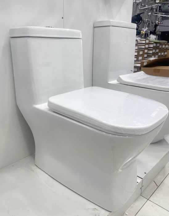 Унитаз литой новый