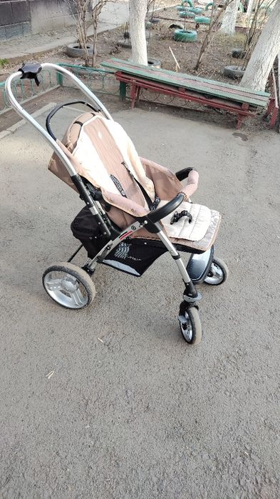 Продам детскую коляску