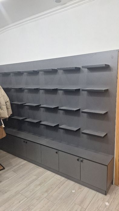 Витрина,полки готовые