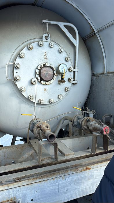 Газовоз полуприцеп 14 м3