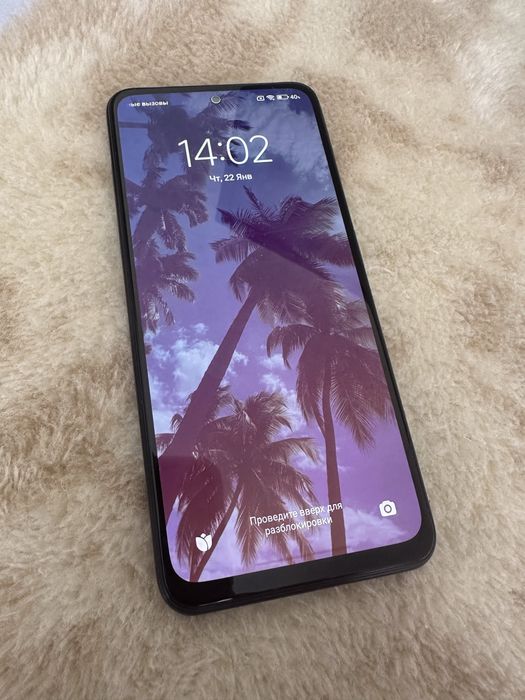 Продам телефон Poco