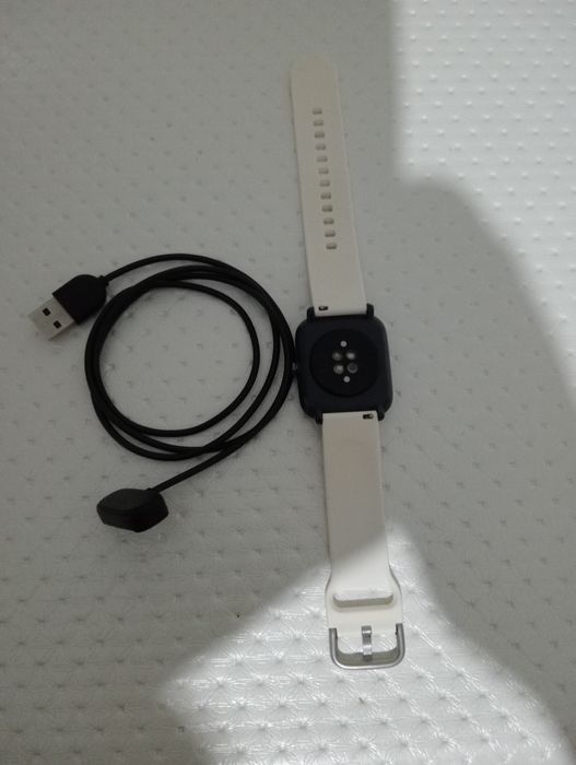 ПРОДАМ СМАРТ ЧАСЫ Xiaomi Amazfit Bip