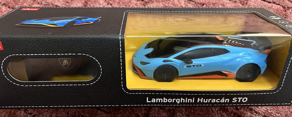 Новая машина Lamborgini