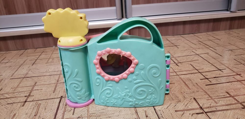 Домик для небольших зверят