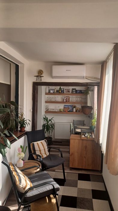 Vand apartament 2 camere