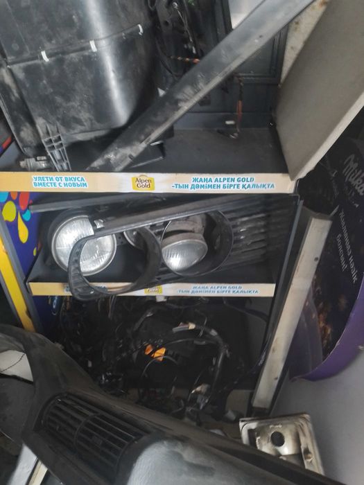 Bmw e30 запчасти продам
