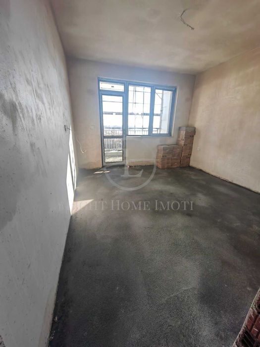 Продава се Тристаен апартамент в Пловдив, Остромила - 116 кв.м за 983 €/кв.м - Снимка #3