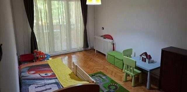 Дава се под наем Тристаен апартамент в Пловдив, Христо Смирненски - 87 кв.м за 255 € - Снимка #3