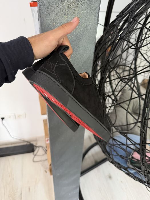 Christian Louboutin 39