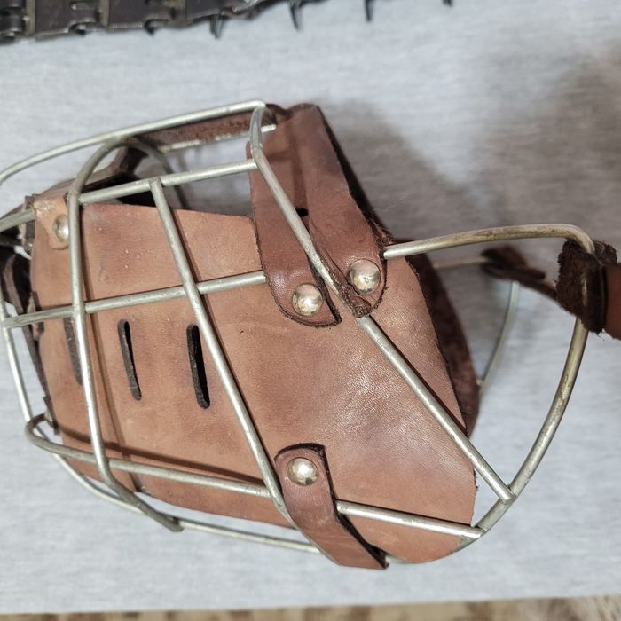 Продам намордник и строгий ошейник