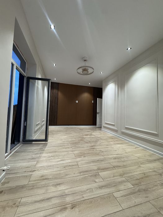 Sentr markaziy bank, sanat saroyi, ekstreni balnisa yonida,