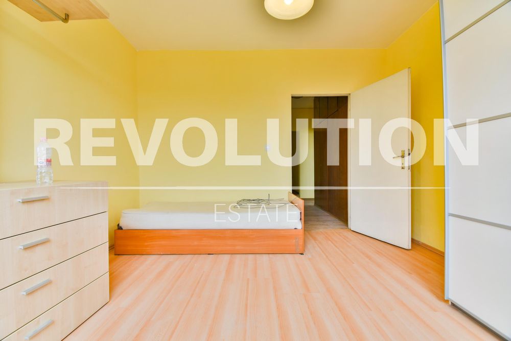 Дава се под наем Тристаен апартамент в София, Люлин 10 - 95 кв.м за 415 € - Снимка #10