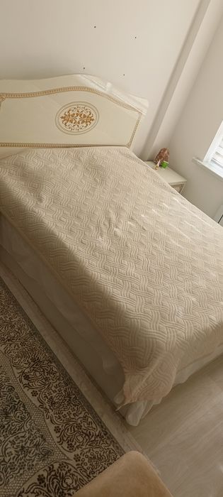 Кродам 2х спальный кровать.