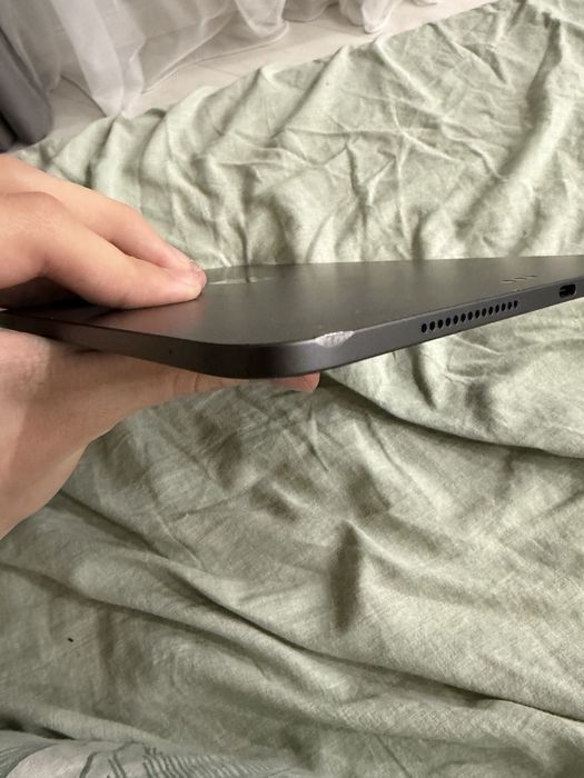 iPad Pro M4 11-Inch 256GB  [ 96% АКБ ] + ЧЕХОЛ ЗА 70к