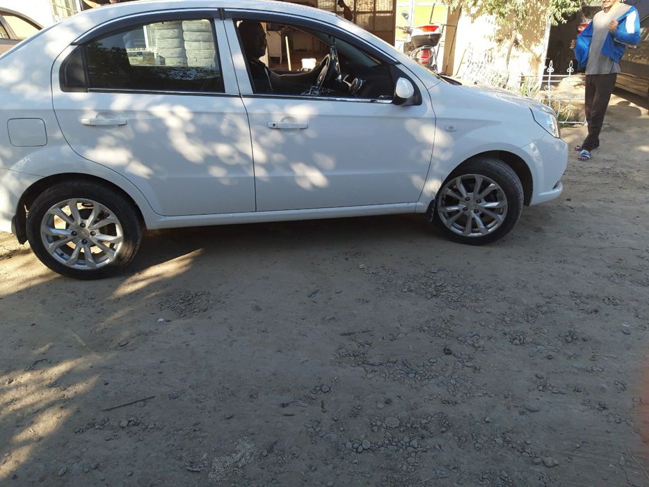 Диска,  балонлар тез ва арзон сотилади. Размер 16. Холати аъло.