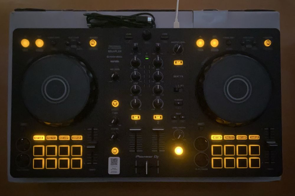 Consola DJ Pioneer DDJ FLX4 (NOU)