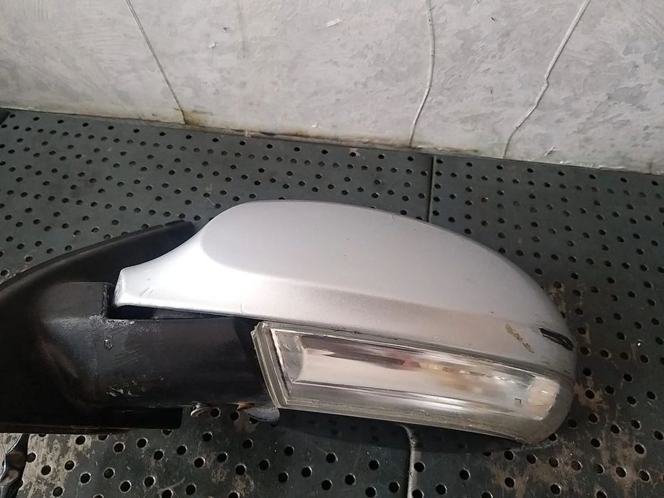 Oglinda electrica stanga vw passat b6 3c pentru piese