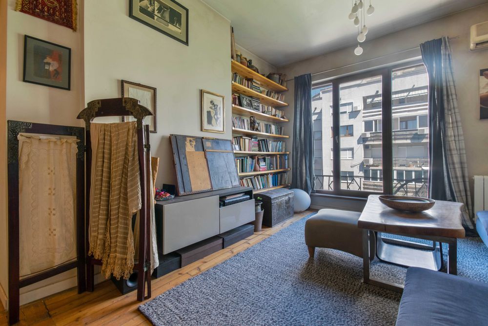 Продава се Двустаен апартамент в София, Оборище - 48 кв.м за 5209 €/кв.м - Снимка #2