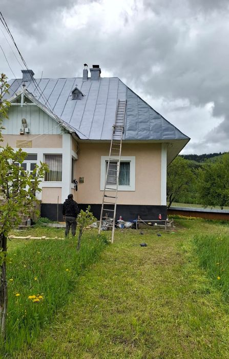 Vopsim tabla pe acoperis